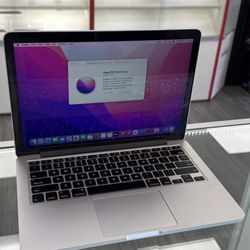 MacBook Pro i7 16GB 1TB