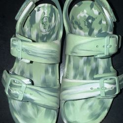 Cat & Jack Sandals For Kids!!on Sale 