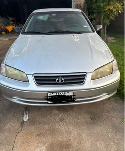 2000 Toyota Camry