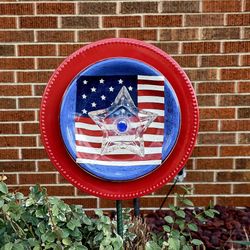Patriotic American Flag Plate Flower Art 