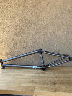 Bmx frame