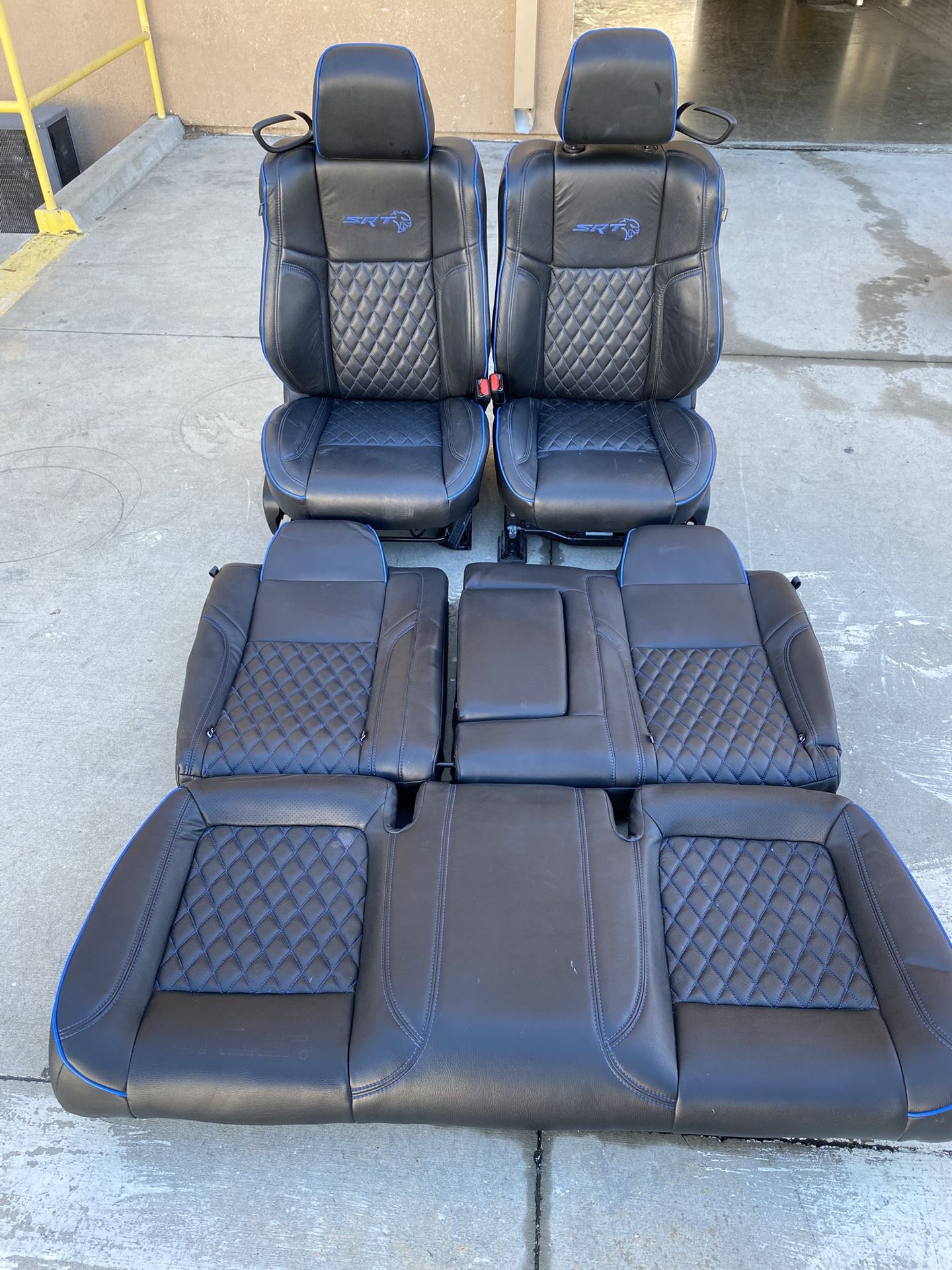 Dodge Challenger Seats