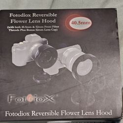 Reversible Flower Lens Hood 40.5mm (New, Box Never Opened)