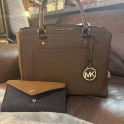 Michael Kors Purse And Wallet