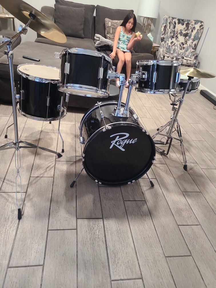 Rogue 8 Piece Drum Set