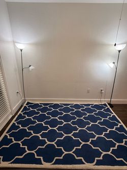 SAFAVIEH Cambridge Collection Area Rug - 6' x 9', Navy & Ivory, Handmade + Free Room Humidifier