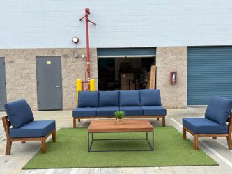 Patio furniture available delivery 🚚