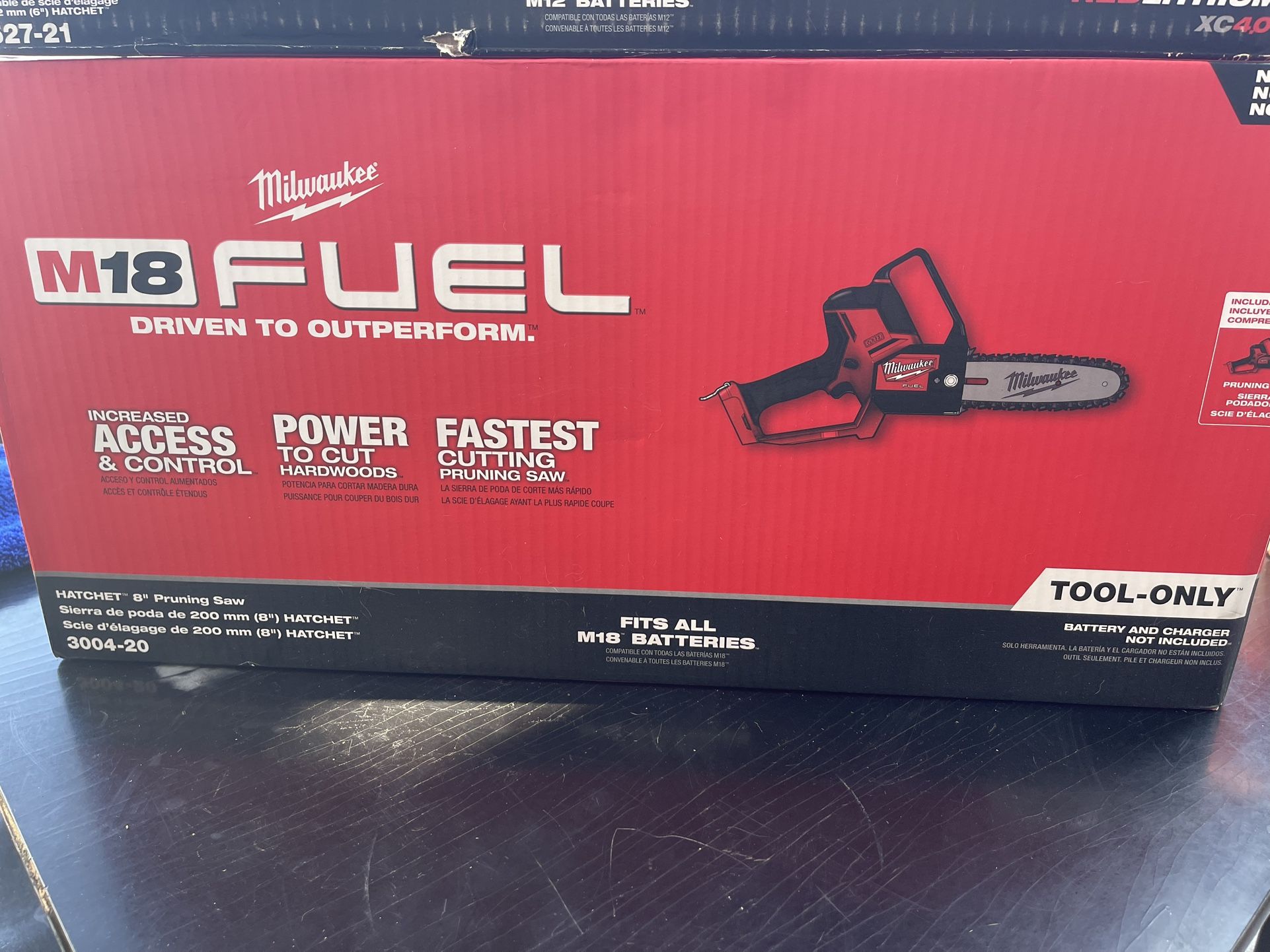 MILWAUKEE M18 FUEL  HATCHET 8” PRUNNING  SAW # 3004-20 New (( Tool Only)) 