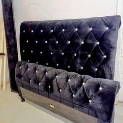 Queen Black Diamond Tufted Head & Footboard 