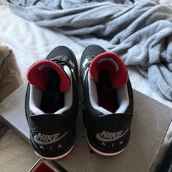 Air Jordan 4 Bred size 10.5
