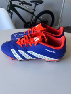 Adidas Predator kids - soccer cleats size 4