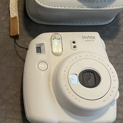 Polaroid Instax Mini 9