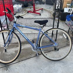 Vintage Raleigh C200 Road Bike 26” Bicycle 