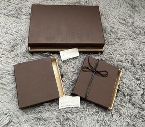Shopping bag and boxes