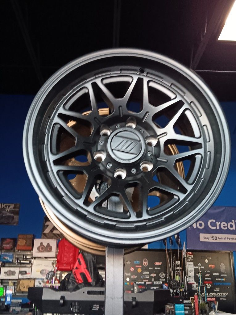Pro Comp 17x8.5 6x139.7 Wheels & 35x12.50-17 Tires For Gmc Chevy Nissan Toyota Lexus Hummer Bronco 6 Lug (We Finance..