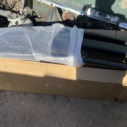 07-13 Chevy Silverado Grills 