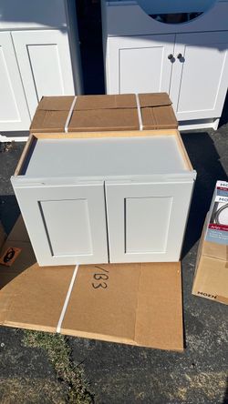 Small bathroom cabinet