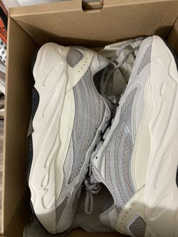 Adidas Yeezy 700v2 Static
