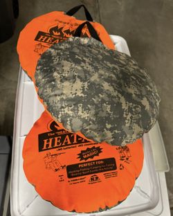 3 Game day Heat Activated Seat Cushions