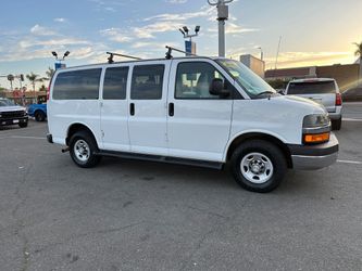 2014 CHEVROLET EXPRESS 2500 PASSENGER
