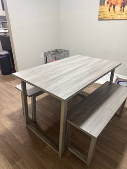 Moving sale