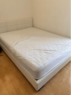 William Queen Bed Frame (White) – Modani + Casper Queen Mattress Bundle  Selling a William Queen Bed Frame in white from Modani along with a Queen Cas