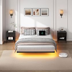 Floating Bed Frame King Size, Heavy Duty Bedframe with Smart LED Lights & Charging Station, Modern