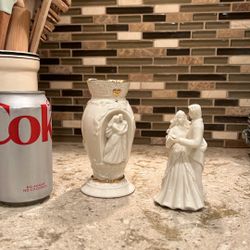 Wedding Vase & Dancing Couple Decor