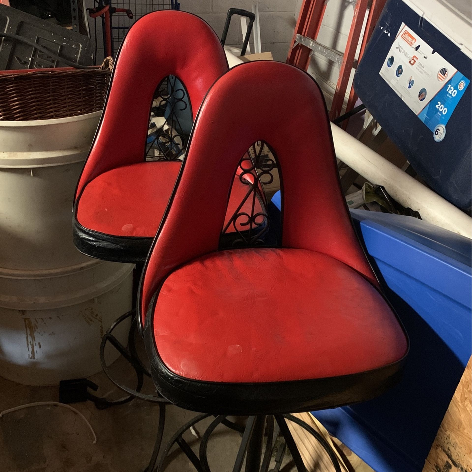 2 Swivel Stools