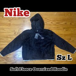 Nike Women’s Soft Fleece Oversized Hoodie Black Size Adult Large NEW! 