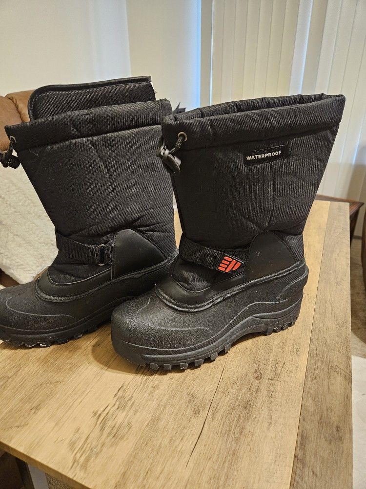 Men's Insulated Winter Boots