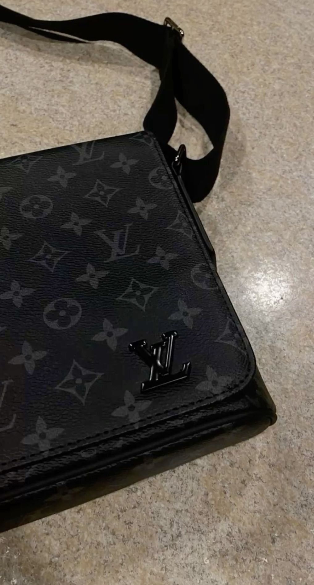LV Monogram Messenger Bag PM District