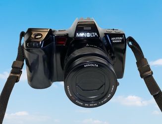 Minolta Maxxum 7000i 35mm Film SLR Camera + 2 Lenses (35-80mm & 80-200mm) – Tested & Fully Functiona