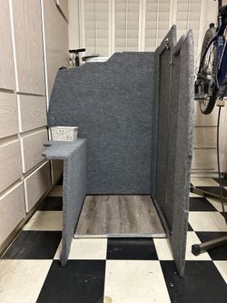 Chevrolet Express / GMC Savanah Bathroom