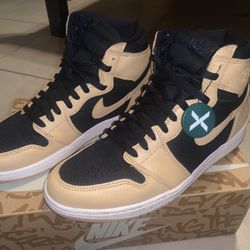 Retro Jordan 1 Heirloom