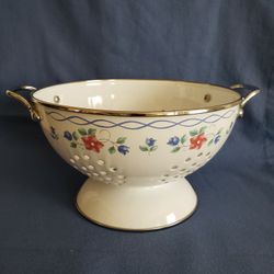 Pfaltzgraff Enamel on Steel Colander