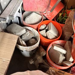 Free concrete Chunks