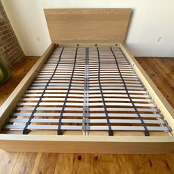 Solid full size malm bed frame ( deliver )