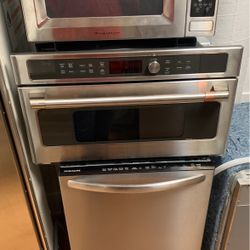 GE Café Microwave 30”