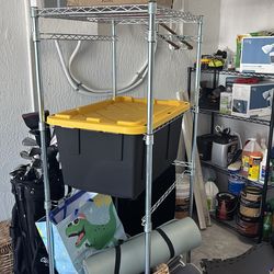 Storage rack for plastic bins