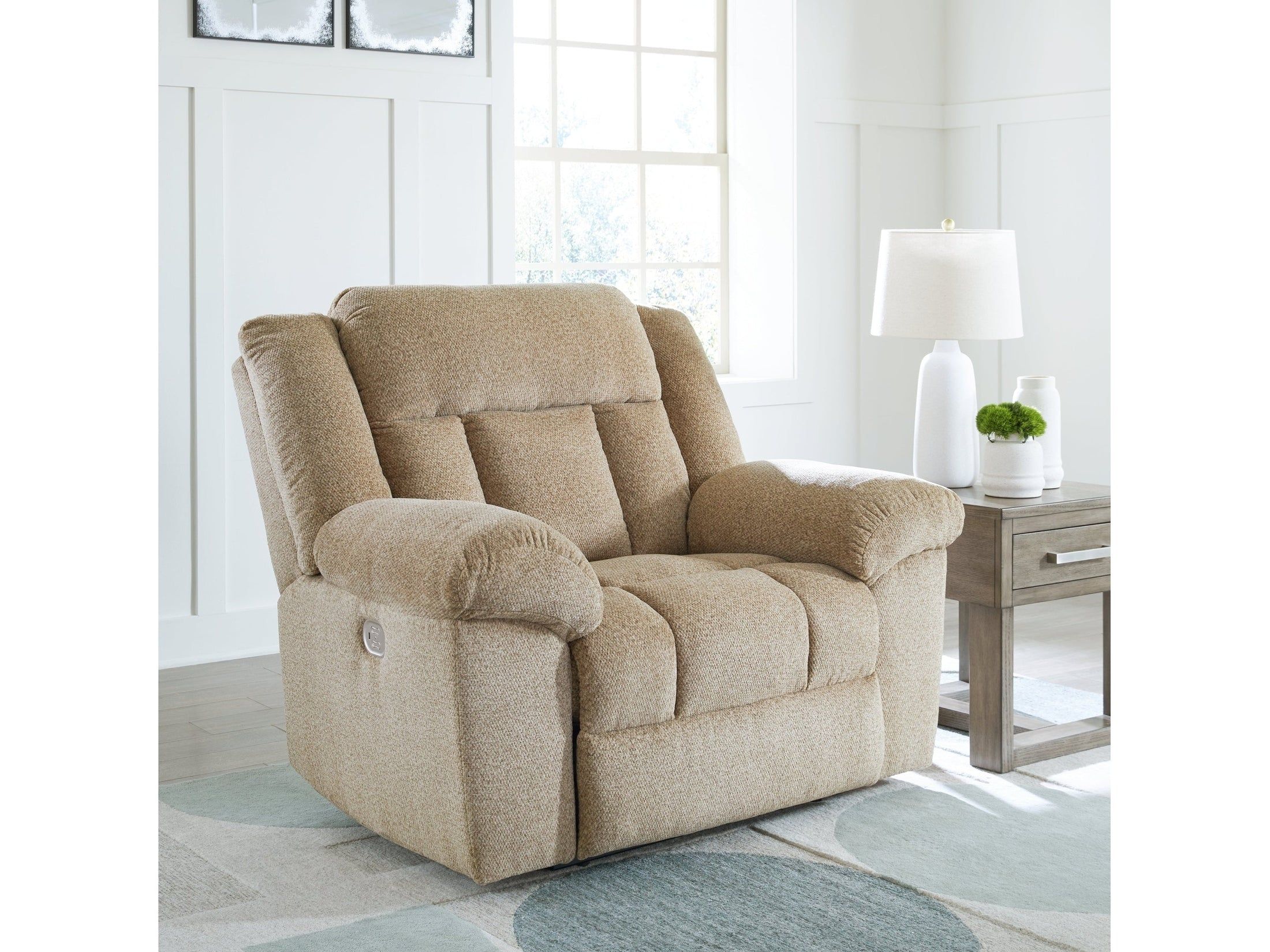 Tip-Off Wheat Power Recliner