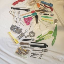 Misc Kitchen Utensils (Bin W/ Over 50 Pcs)