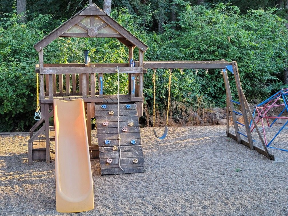 Sunray By Rainbow Play Structure