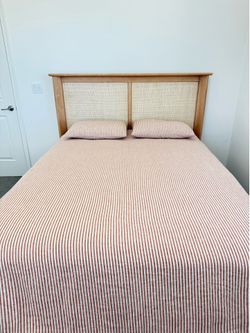 Living Spaces Queen Bed with Matress