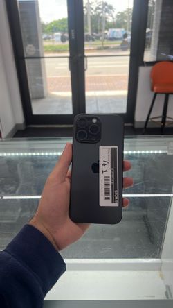 iPhone 16 Pro Max 256GB (Unlocked)