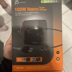 102W Nano Super Charger 