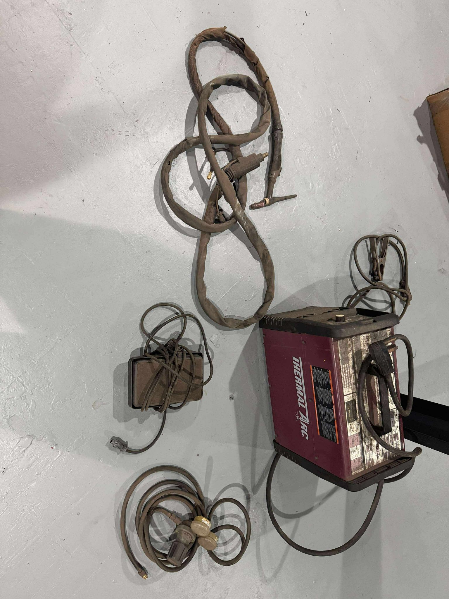 THERMAL ARC 186 AC/DC TIG AND STICK WELDER & Lincoln POWER MIG 215 MPi Multi-Process Welder