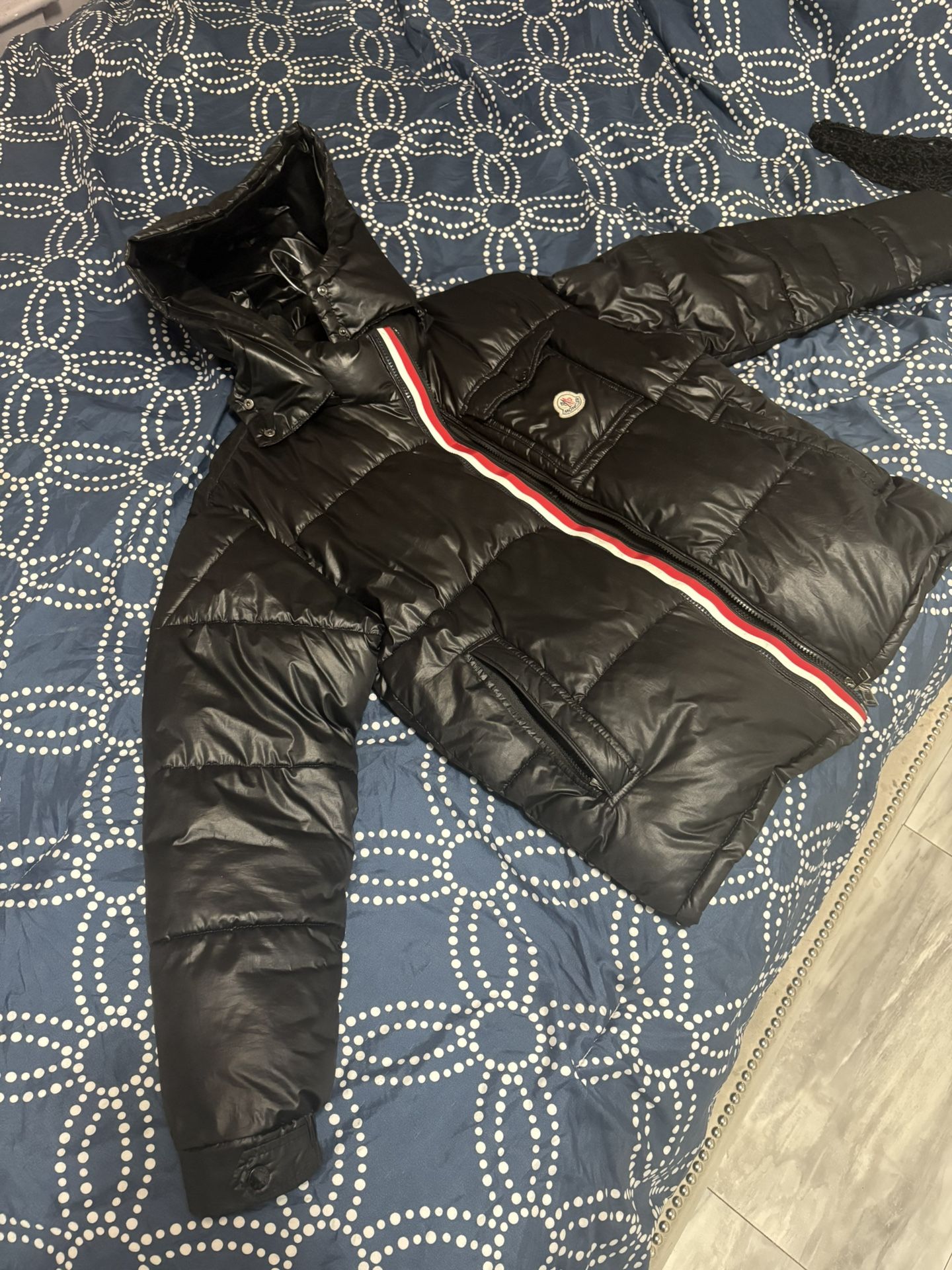 Moncler Montbeliard Hooded Down Jacket