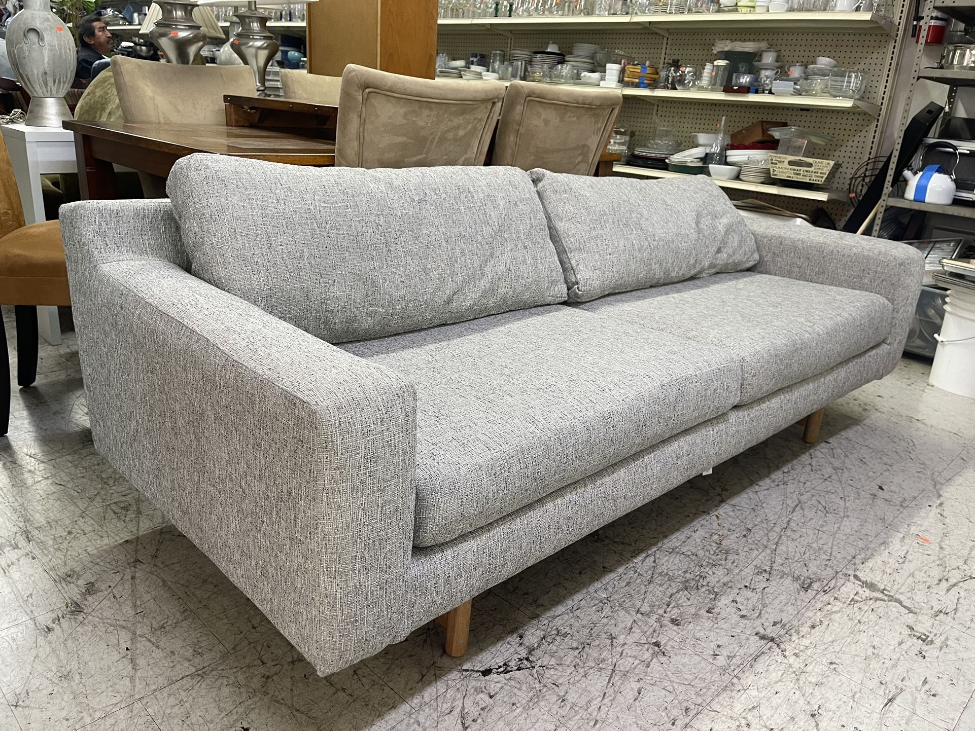 CLEAN MID CENTURY MODERN STYLE SOFA COUCH LIGHT GREY FABRIC CLEAN SENIOR OWNED