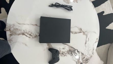 Xbox 1 X       1 TB